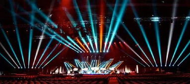 一份審美洗禮 全球創意舞臺設計在服裝節上的藝術綻放